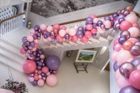 organic balloon garland